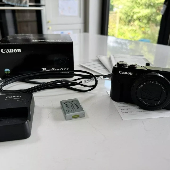 Canon PowerShot G7X Mark III with 4.2x Optical Zoom Lens Digital Camera
