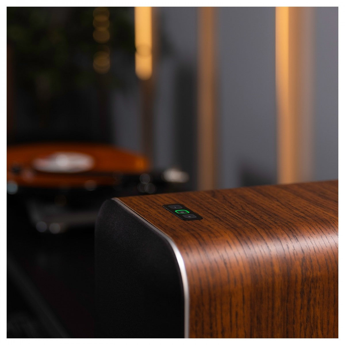 Q Acoustics M40 Powered Bluetooth Floorstanding Speakers Pair Walnut