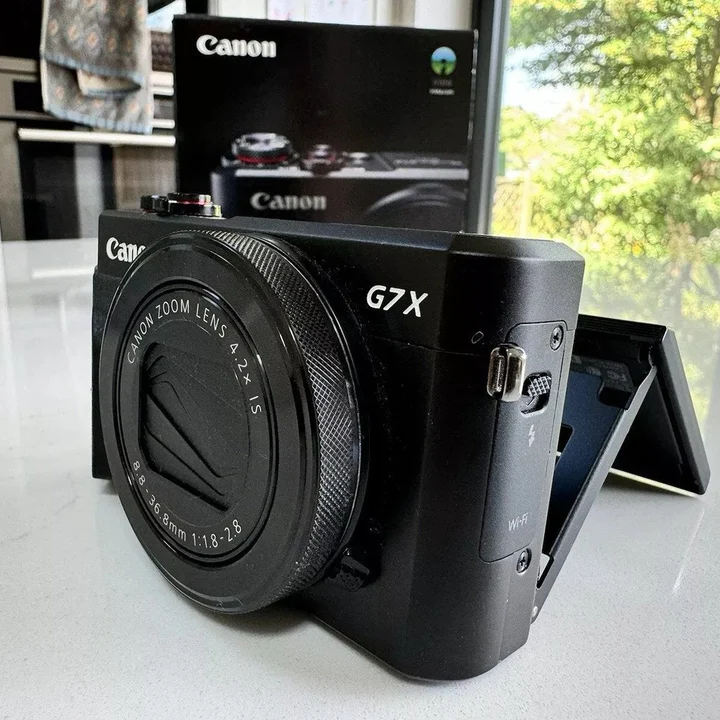 Canon PowerShot G7X Mark III with 4.2x Optical Zoom Lens Digital Camera