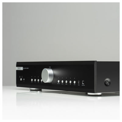Musical Fidelity B1xi Integrated Amplifier with Monitor Audio Bronze 50 7G Bookshelf Speakers Pair Black