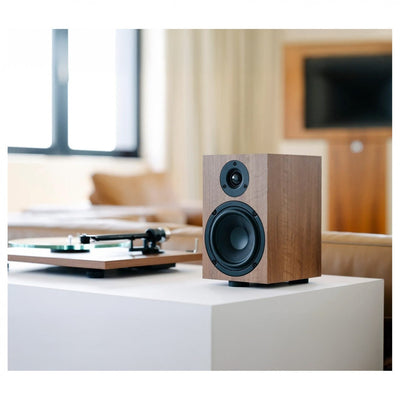 Pro-Ject Stereo Set E1 All-In-One Hi-Fi Set including E1 Turntable with Stereo Box E Integrated Amp and Speaker Box 5E Speakers - Black